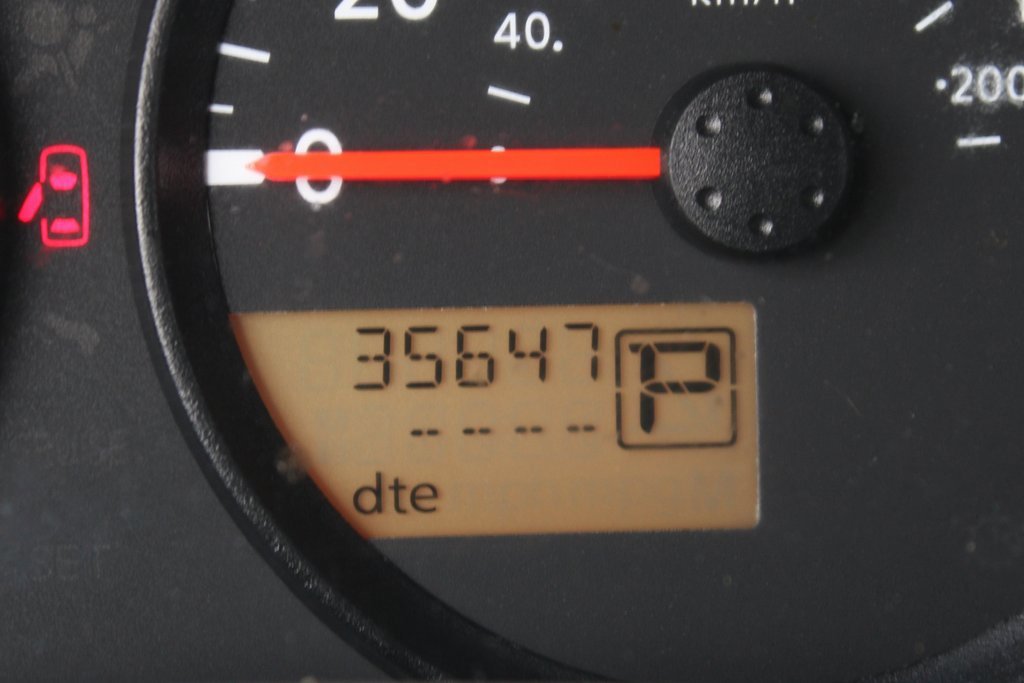 Used 2020 Nissan Frontier SV image 19