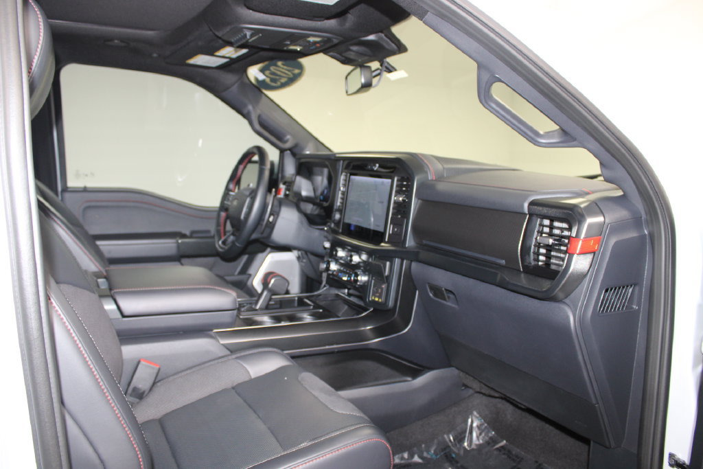 Used 2025 Ford F150 Raptor AWD/4WD image 32