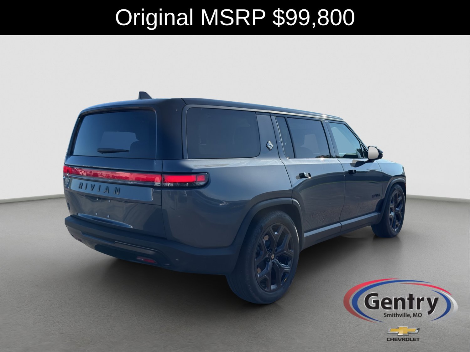 Used 2026 Rivian R1S Adventure Dual AWD/4WD image 6