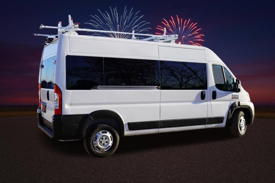 Used 2022 RAM ProMaster 2500 w/ Convenience Group FWD image 4