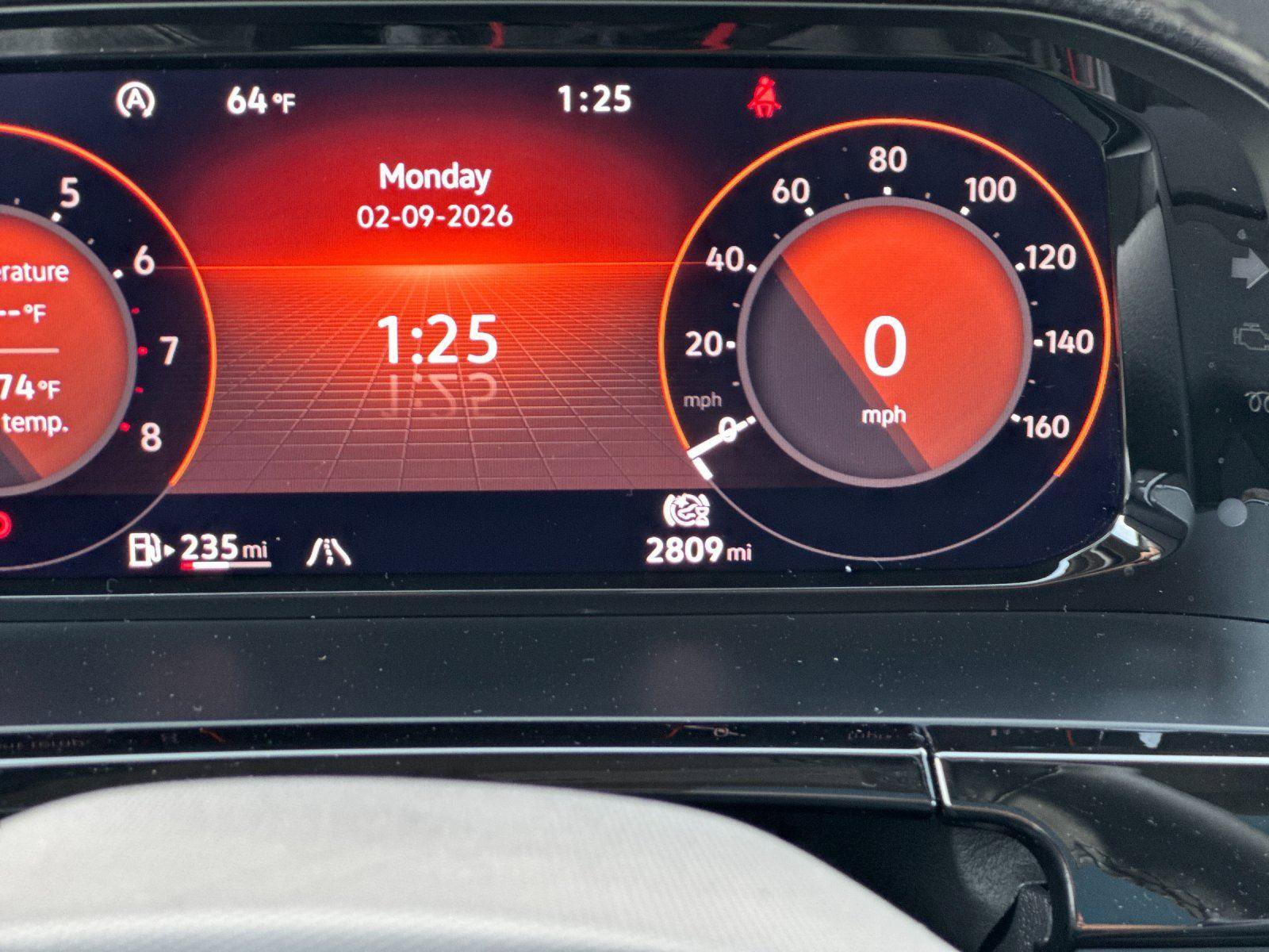 Used 2025 Volkswagen Atlas Peak Edition SE image 26