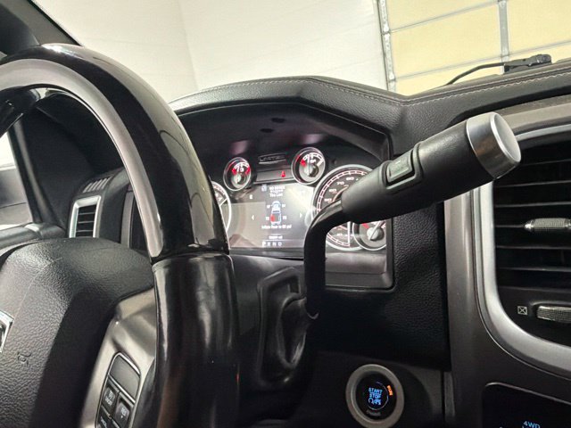 Used 2016 RAM 2500 Limited AWD/4WD image 28