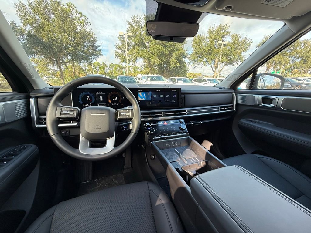 Used 2025 Hyundai Santa Fe SEL image 14