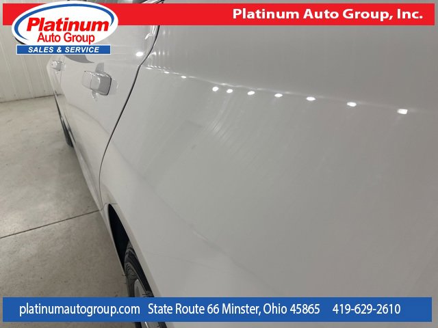 Used 2022 Chevrolet Malibu LT image 37