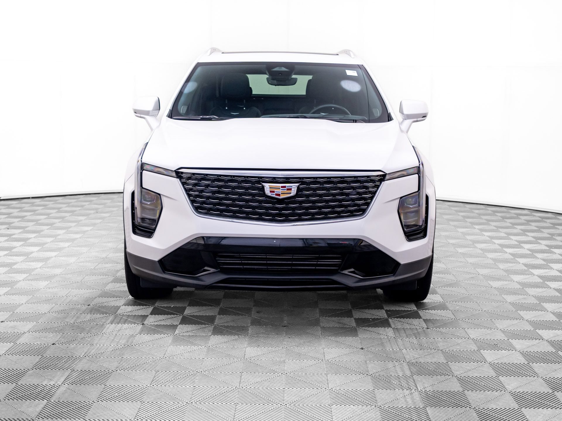 Certified 2024 Cadillac XT4 Premium Luxury w/ Technology Package FWD image 10