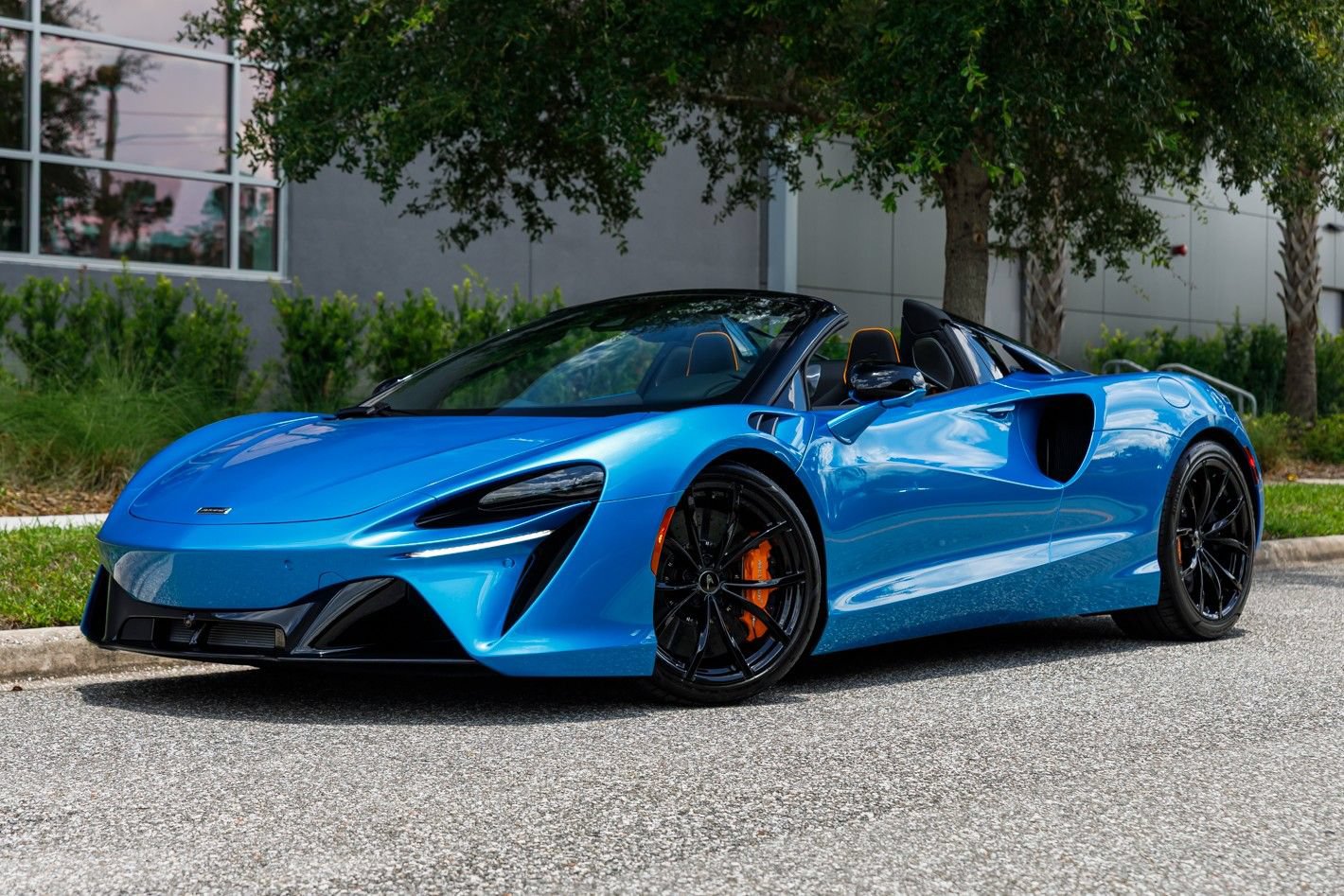 New 2026 McLaren Artura Spider RWD image 49