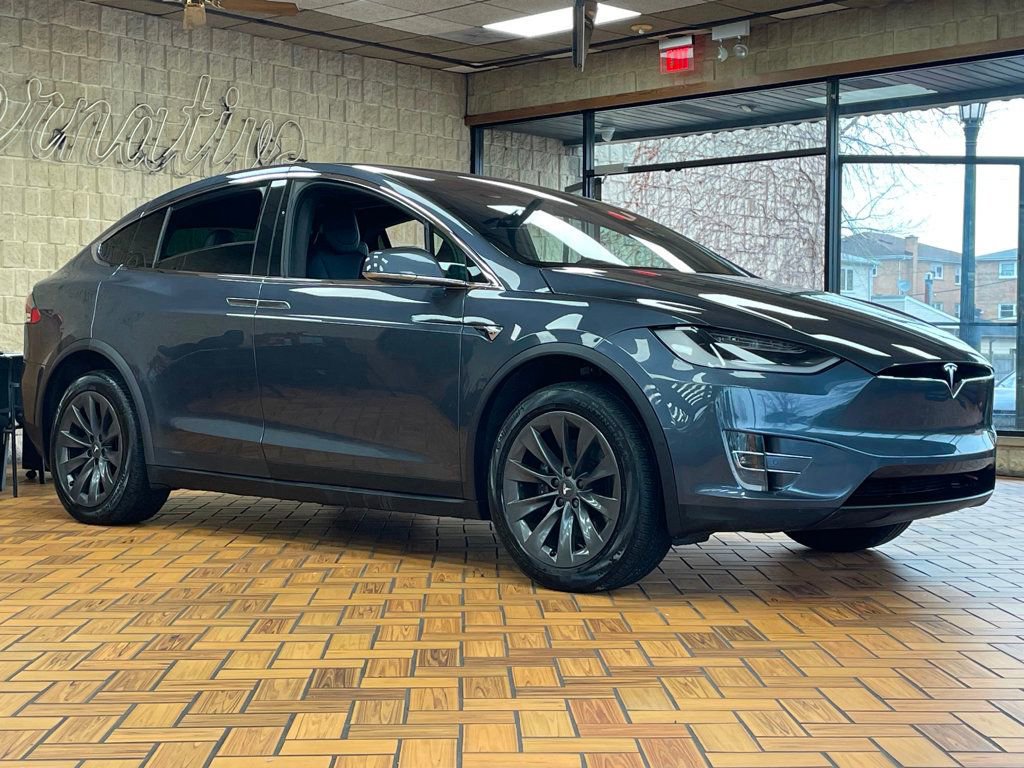 Used 2017 Tesla Model X 100D image 8