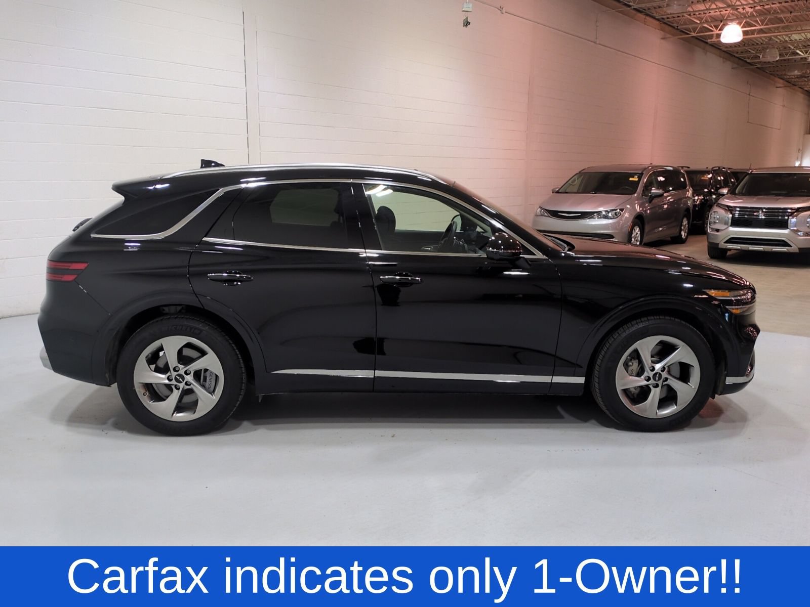 Certified 2026 Genesis GV70 2.5T Advanced AWD/4WD image 2