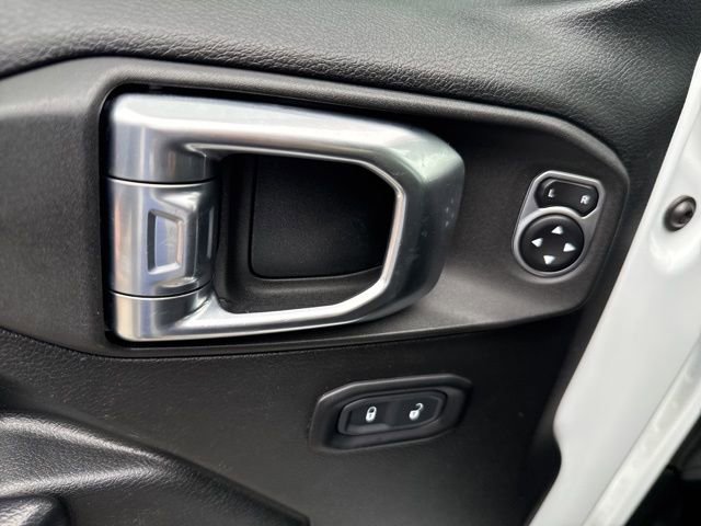 Used 2020 Jeep Gladiator Rubicon image 19