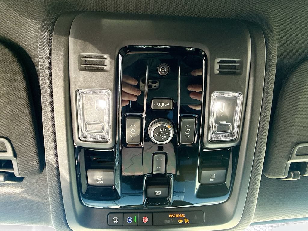 New 2026 GMC Yukon XL Elevation w/ Elevation Premium Package AWD/4WD image 23