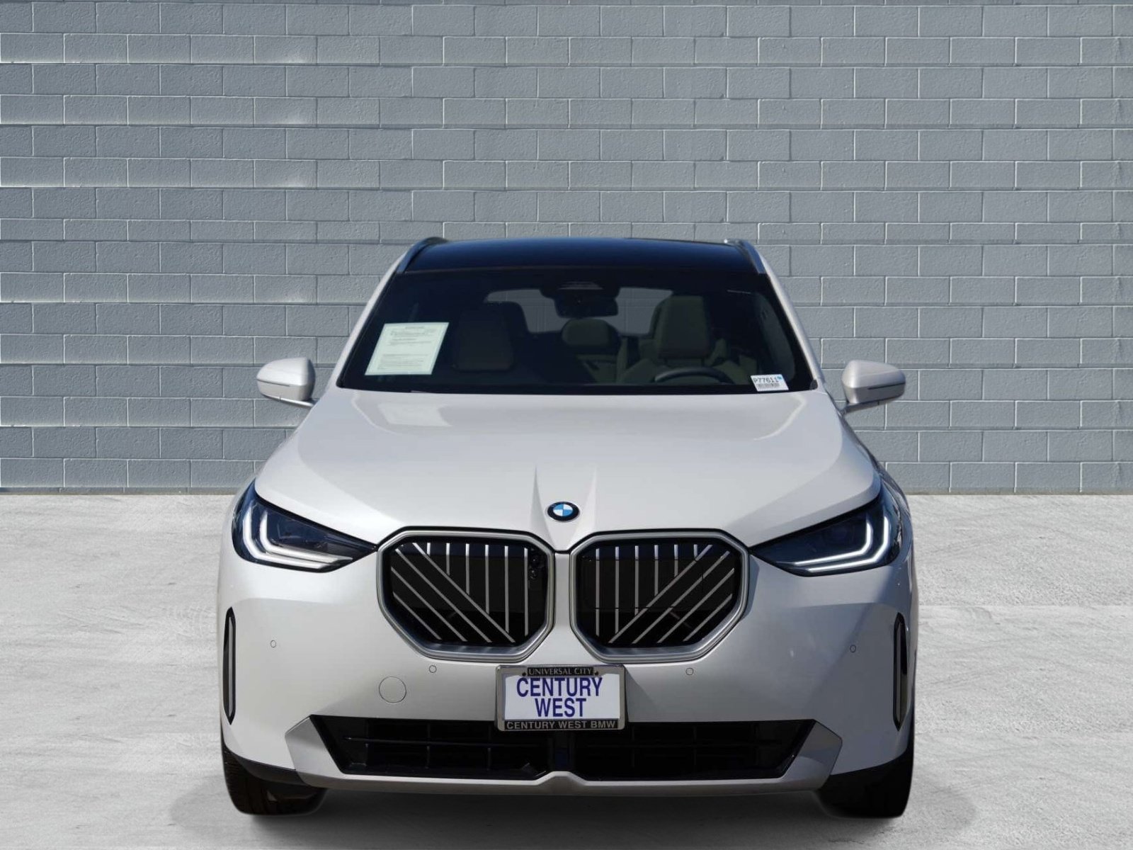Used 2026 BMW X3 xDrive30i w/ Premium Package AWD/4WD image 2