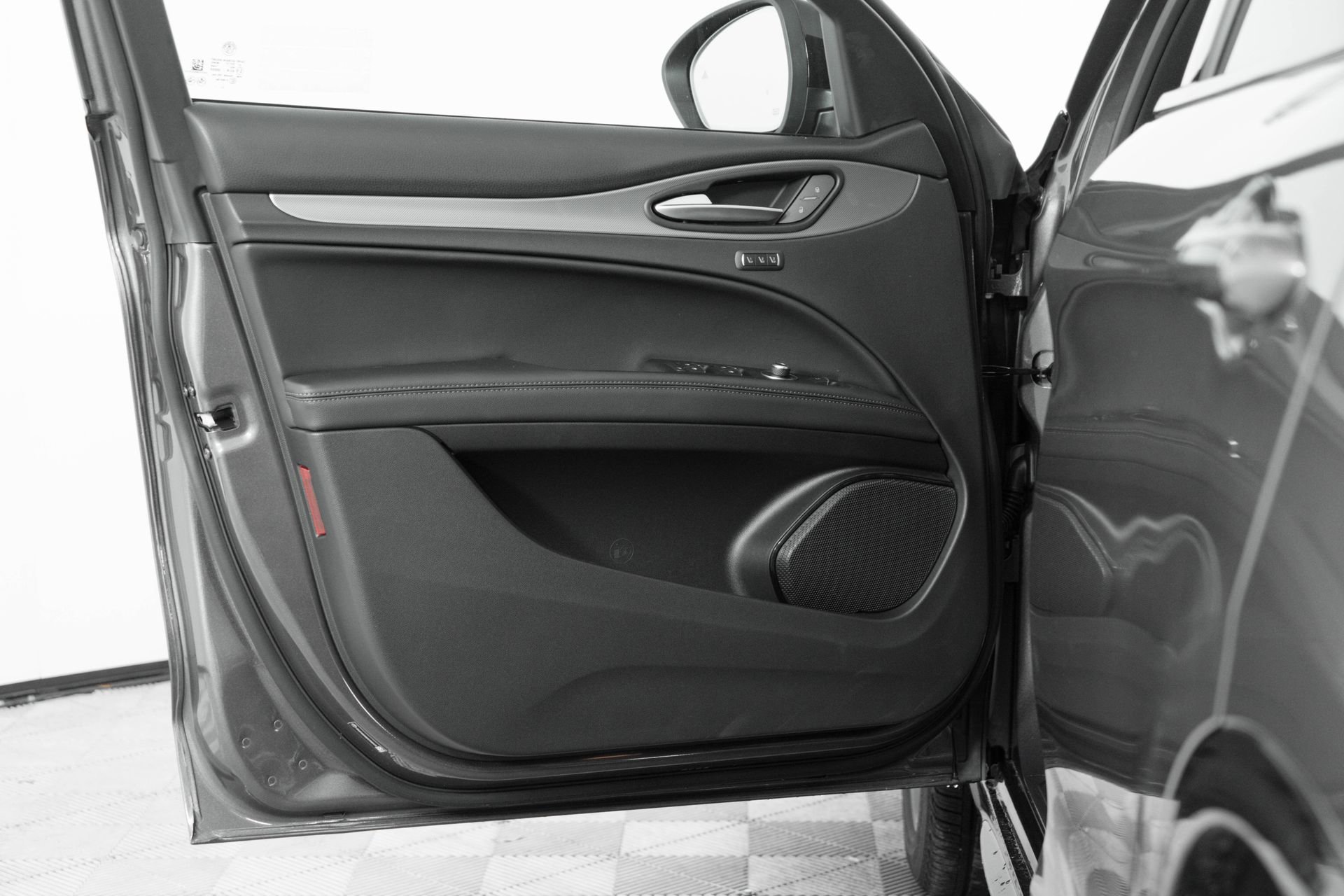 New 2025 Alfa Romeo Stelvio Sprint w/ Veloce Package image 22