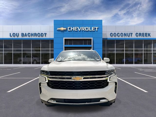 Used 2021 Chevrolet Suburban LS RWD image 3