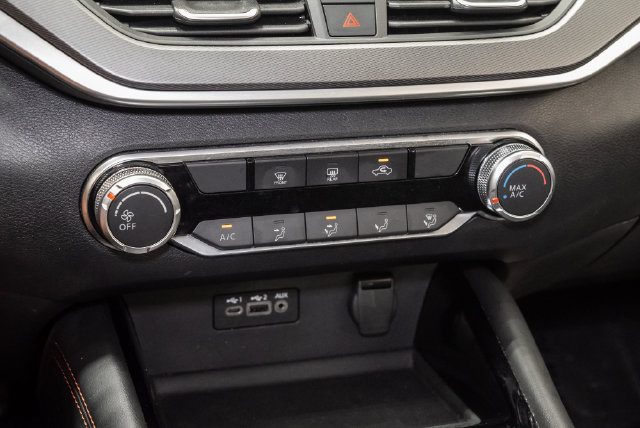 Used 2025 Nissan Altima 2.5 SR FWD image 21