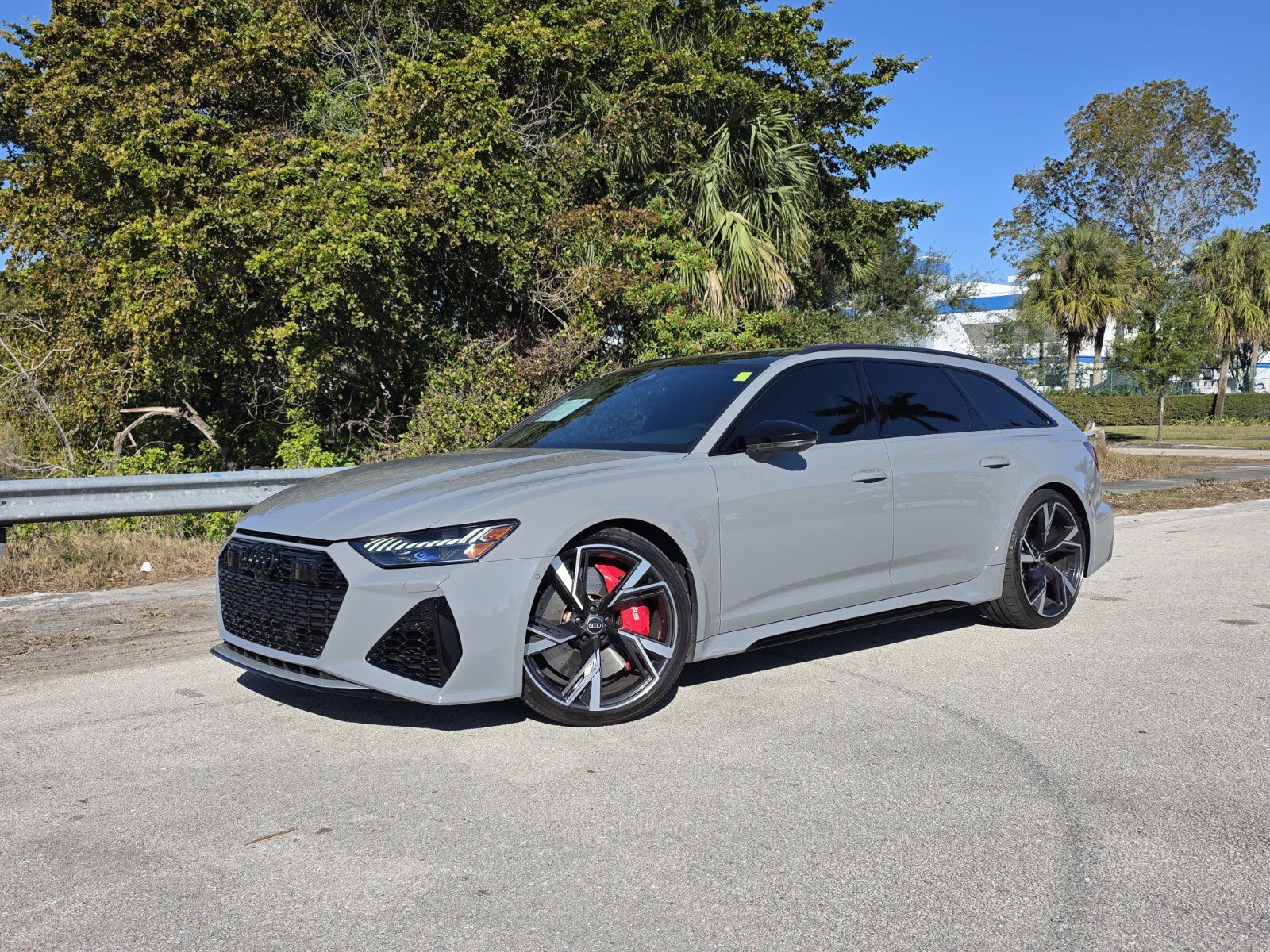 Used 2022 Audi RS 6 image 1