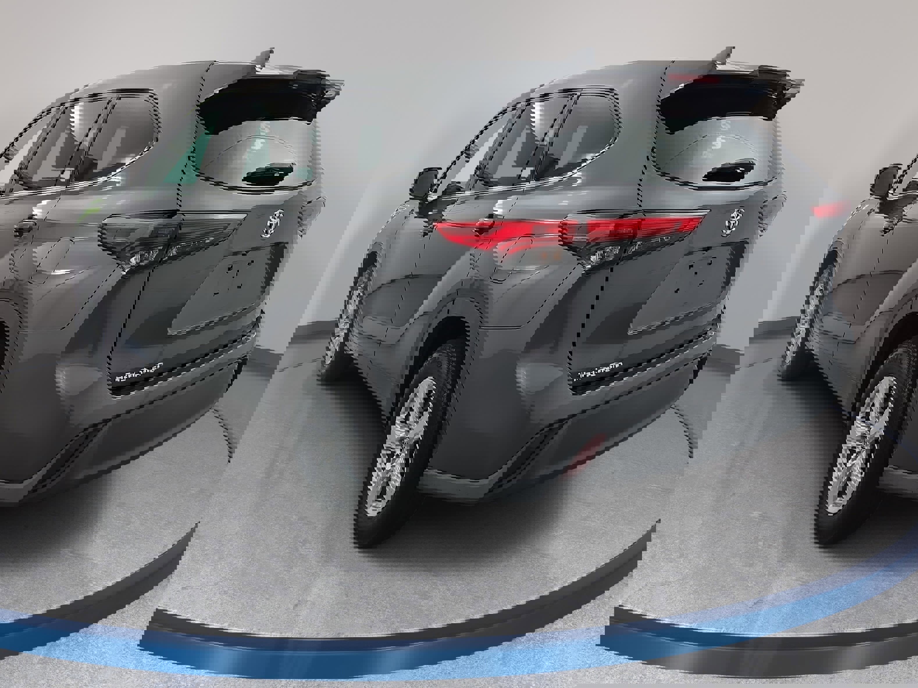 Used 2021 Toyota Highlander L image 7