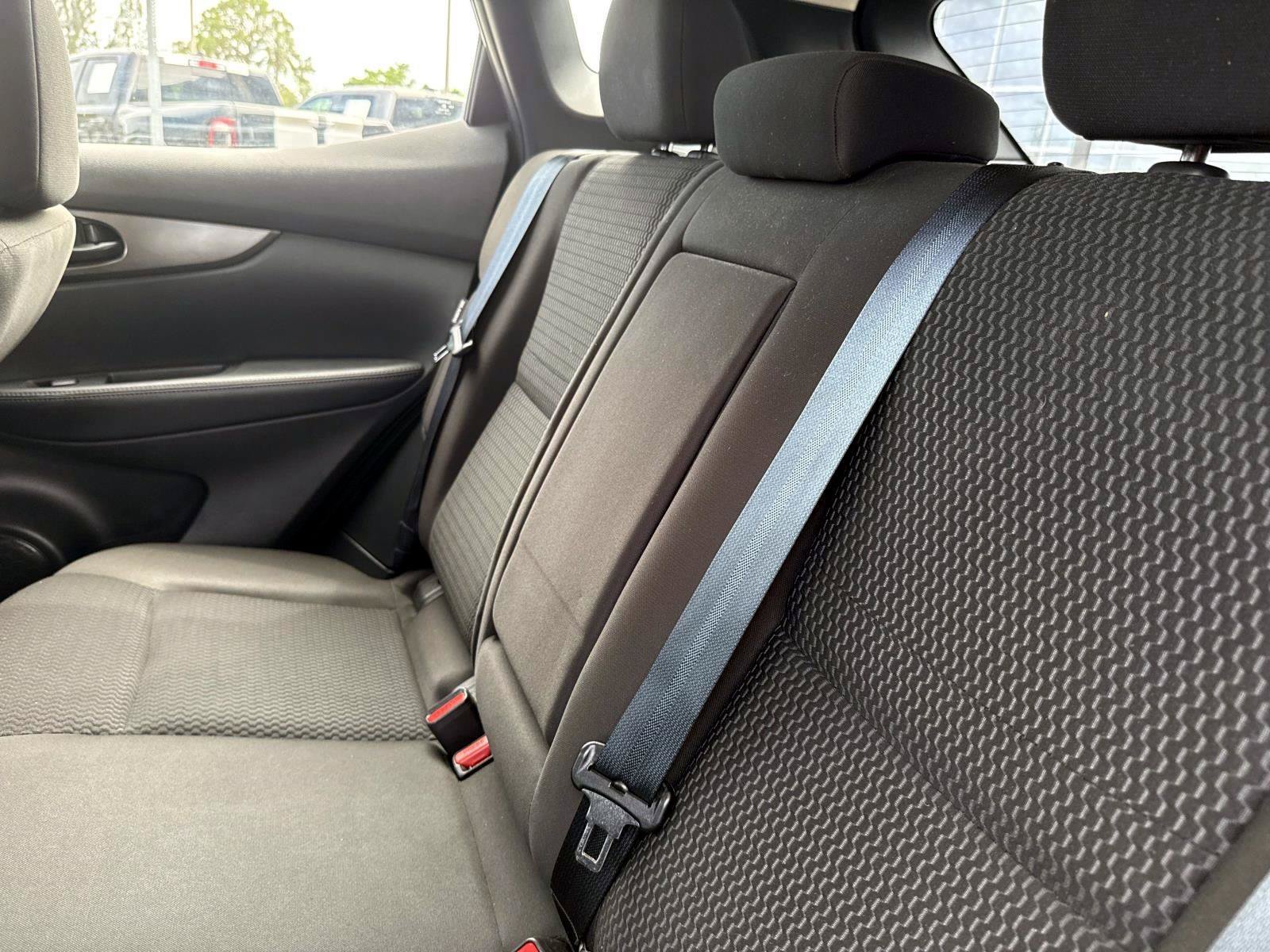 Used 2022 Nissan Rogue Sport S FWD image 13