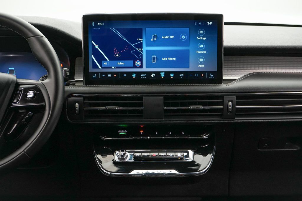 Used 2025 Lincoln Corsair AWD image 16