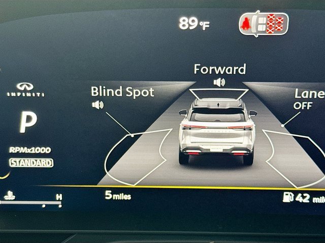 Used 2026 INFINITI QX60 Luxe w/ Cargo Package image 11