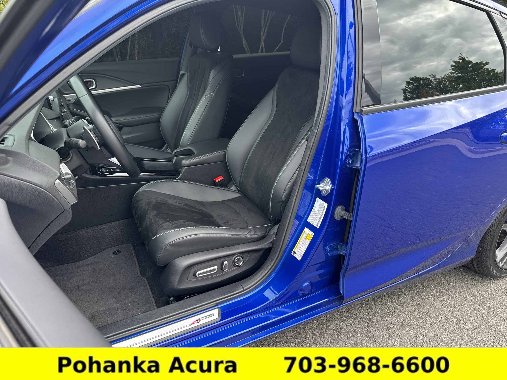Used 2024 Acura Integra A-Spec w/ Technology Package FWD image 25