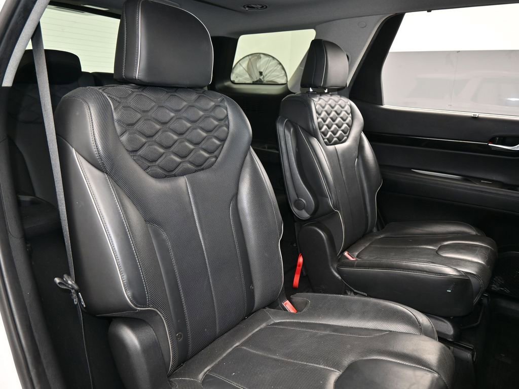 Used 2021 Hyundai Palisade Limited w/ Winter Package image 48
