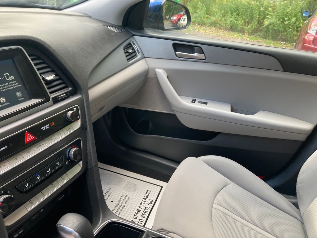 Used 2019 Hyundai Sonata SE image 16