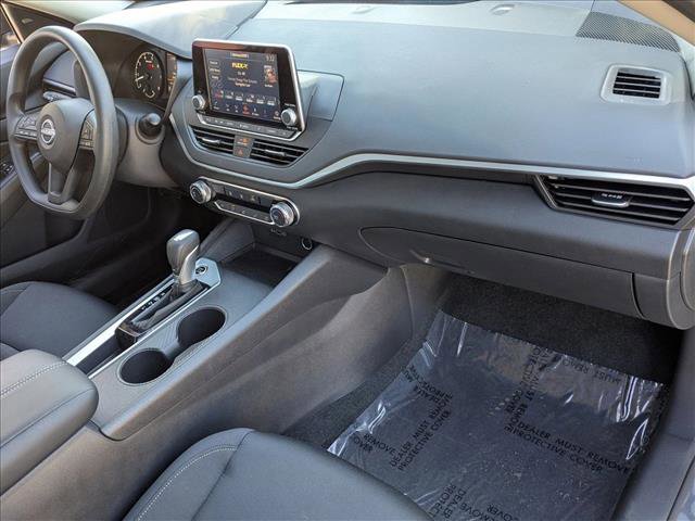 Certified 2025 Nissan Altima 2.5 S FWD image 19