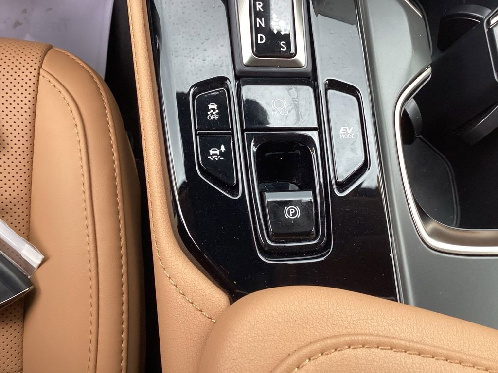 Used 2024 Lexus NX 350h AWD image 34