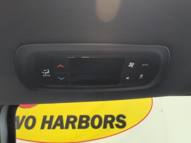 New 2026 Chrysler Pacifica Select image 28