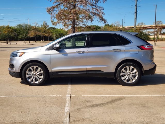 Used 2023 Ford Edge Titanium AWD/4WD image 4
