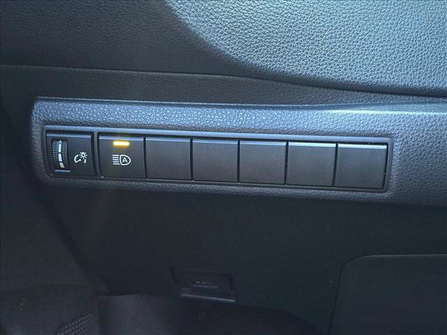 Certified 2020 Toyota Corolla XSE FWD image 11