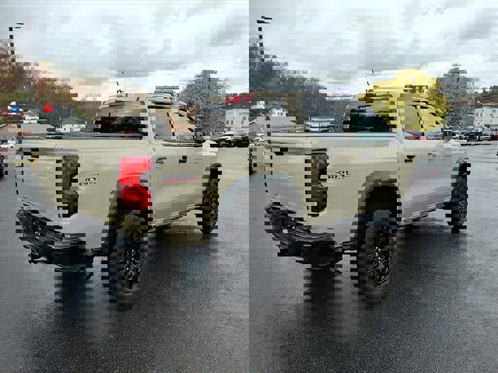 Used 2024 Chevrolet Colorado Trail Boss w/ Advanced Trailering Package image 7