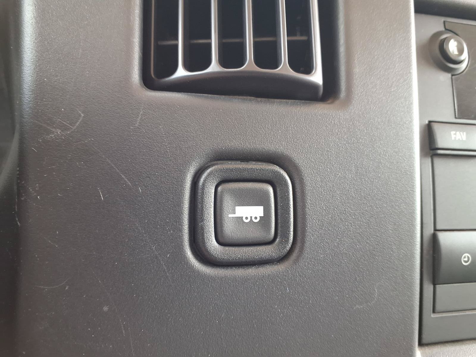 Used 2019 GMC Savana 3500 w/ Power Convenience Package RWD image 7