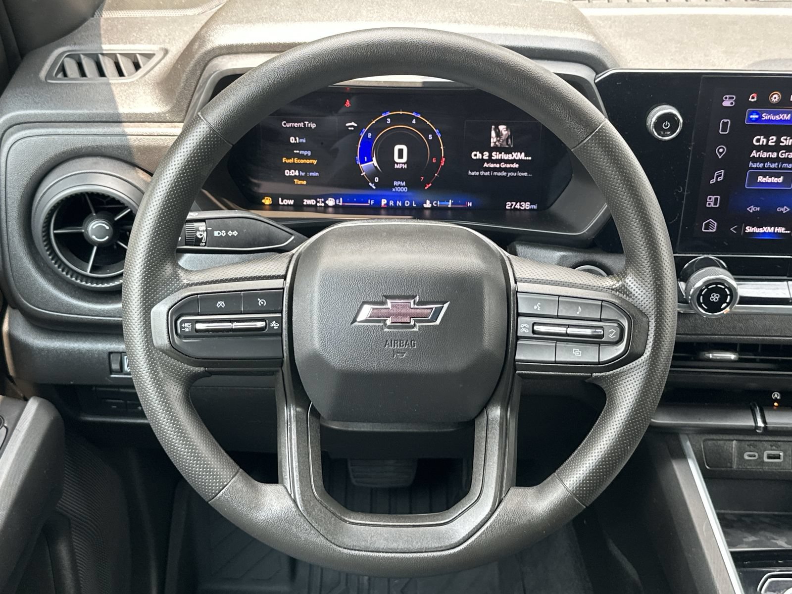 Used 2024 Chevrolet Colorado Trail Boss w/ Technology Package AWD/4WD image 19