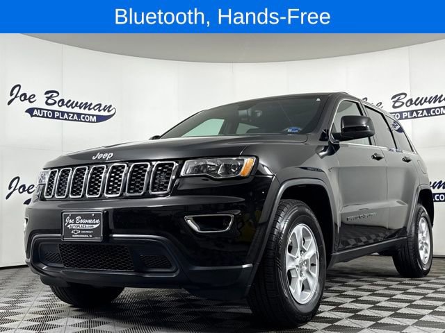 Used 2017 Jeep Grand Cherokee Laredo w/ Quick Order Package 23E image 2
