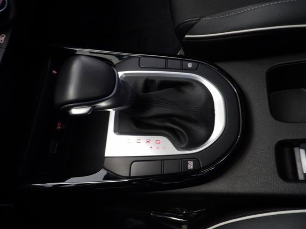 Used 2023 Kia Forte GT-Line w/ GT-Line Premium Package image 32