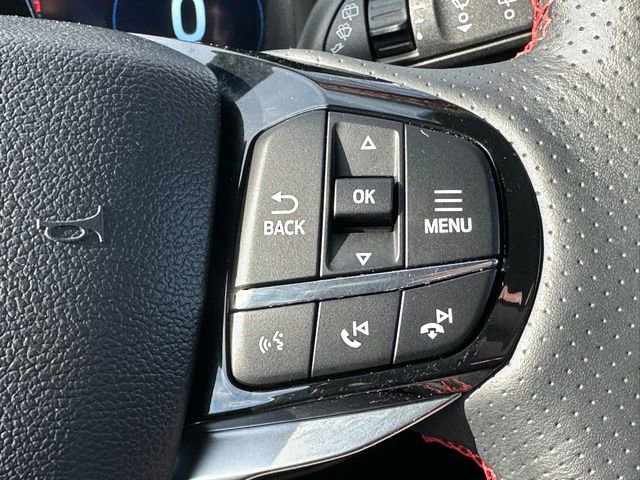 Used 2025 Ford Explorer ST-Line image 18