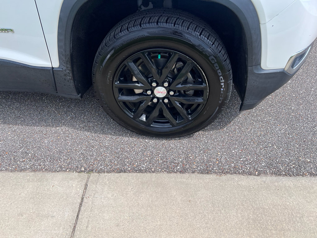 Used 2019 GMC Acadia SLT FWD image 11