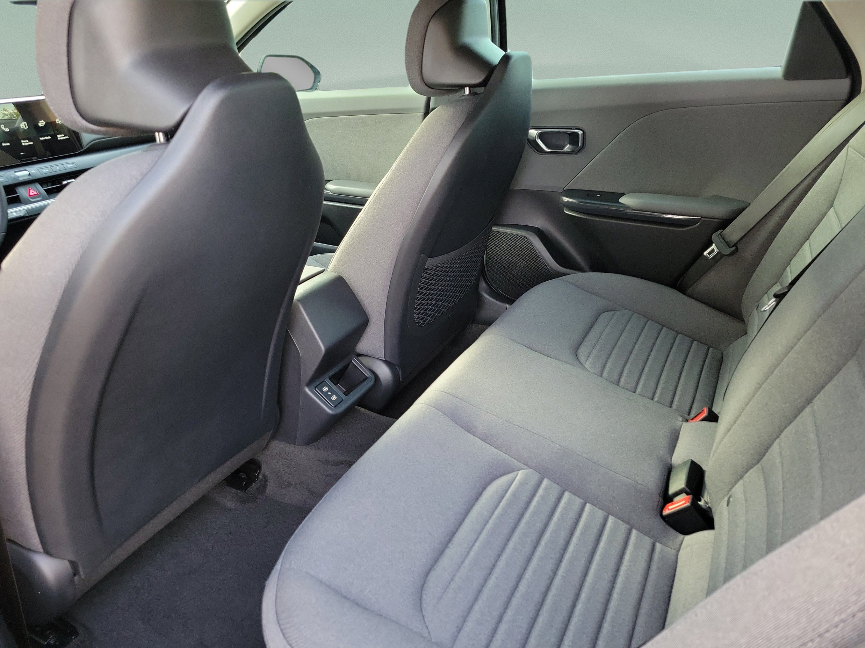 Certified 2025 Kia K4 EX FWD image 9