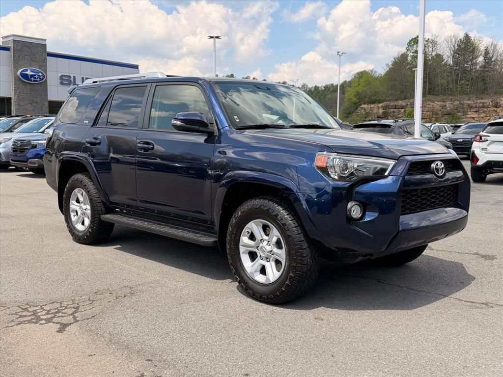 Used 2018 Toyota 4Runner SR5 Premium AWD/4WD image 17