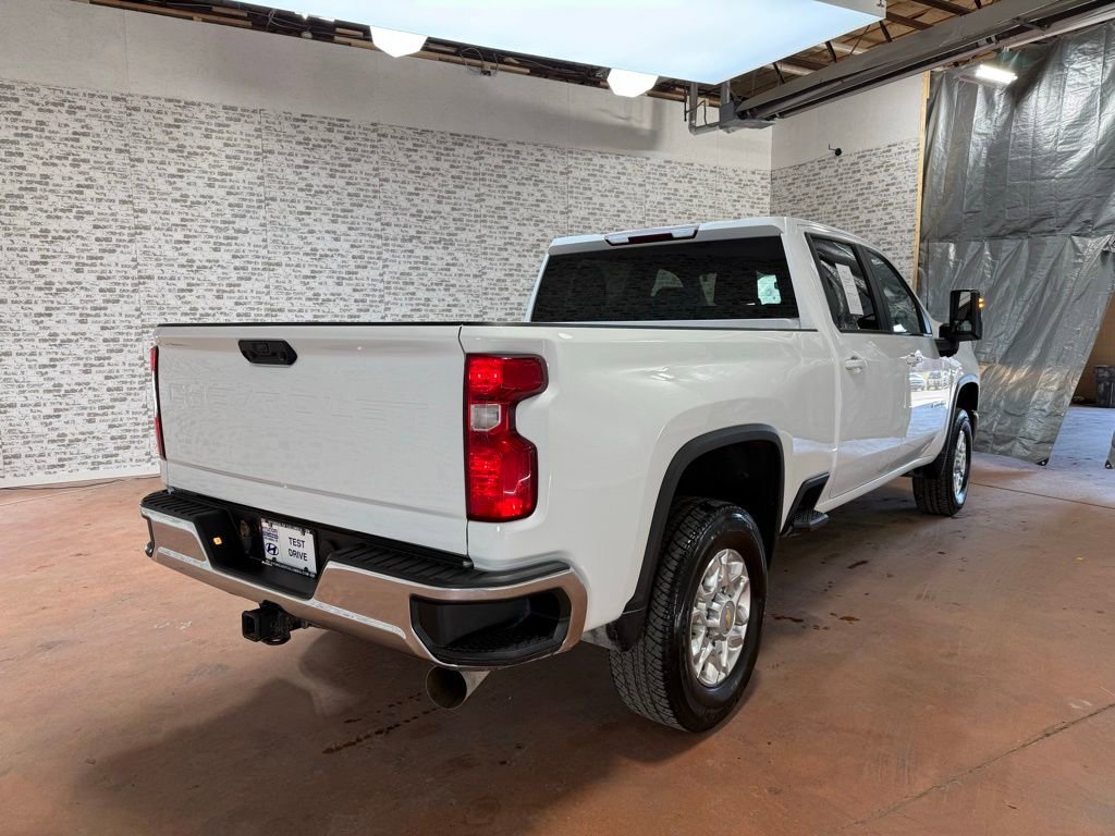 Used 2024 Chevrolet Silverado 2500 LT image 7