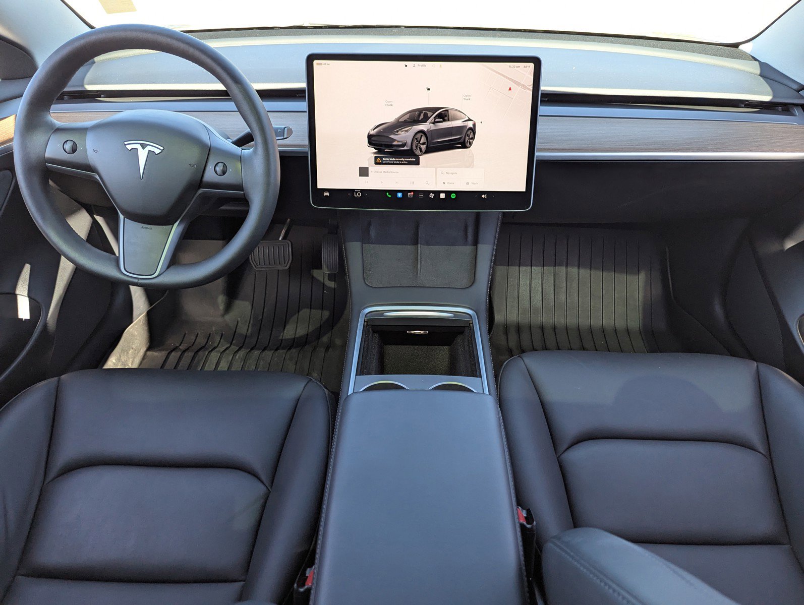 Used 2023 Tesla Model 3 Standard Range image 15