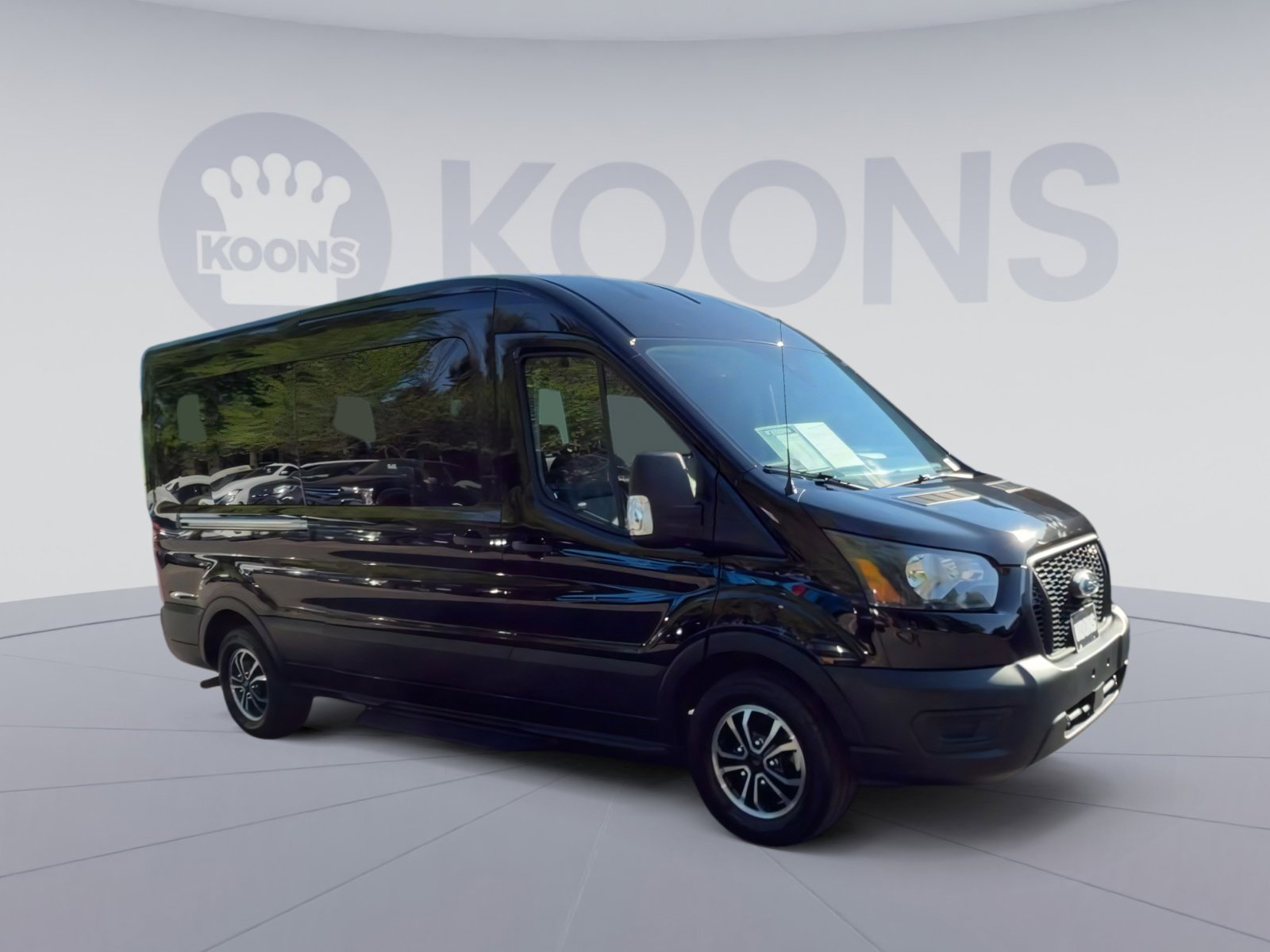 Used 2024 Ford Transit 350 XL image 7