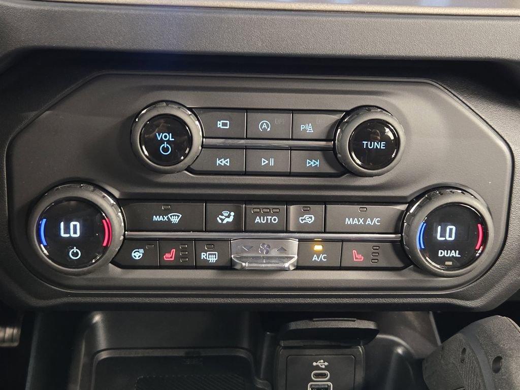 New 2026 Ford Bronco Outer Banks AWD/4WD image 19