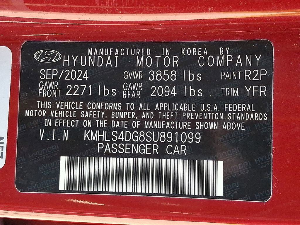 Used 2025 Hyundai Elantra SEL image 19