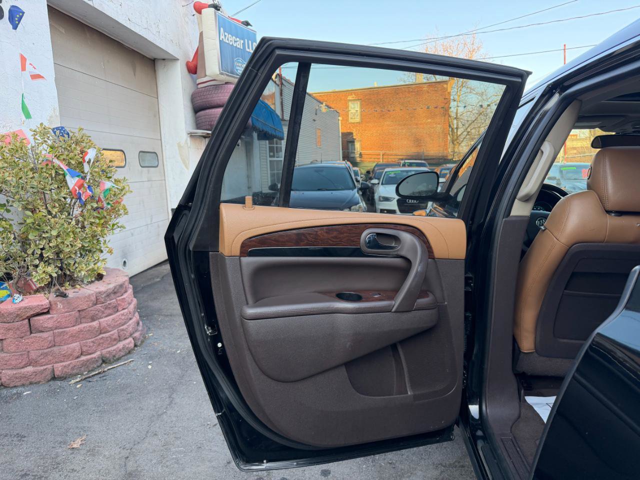 Used 2016 Buick Enclave Leather image 29