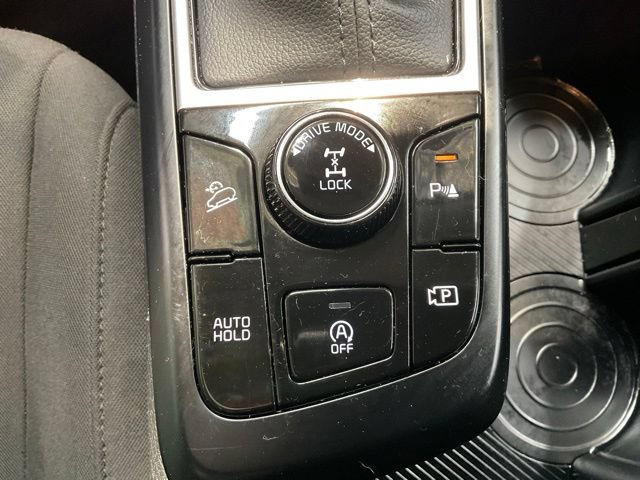 Used 2025 Kia Sportage LX AWD/4WD image 31