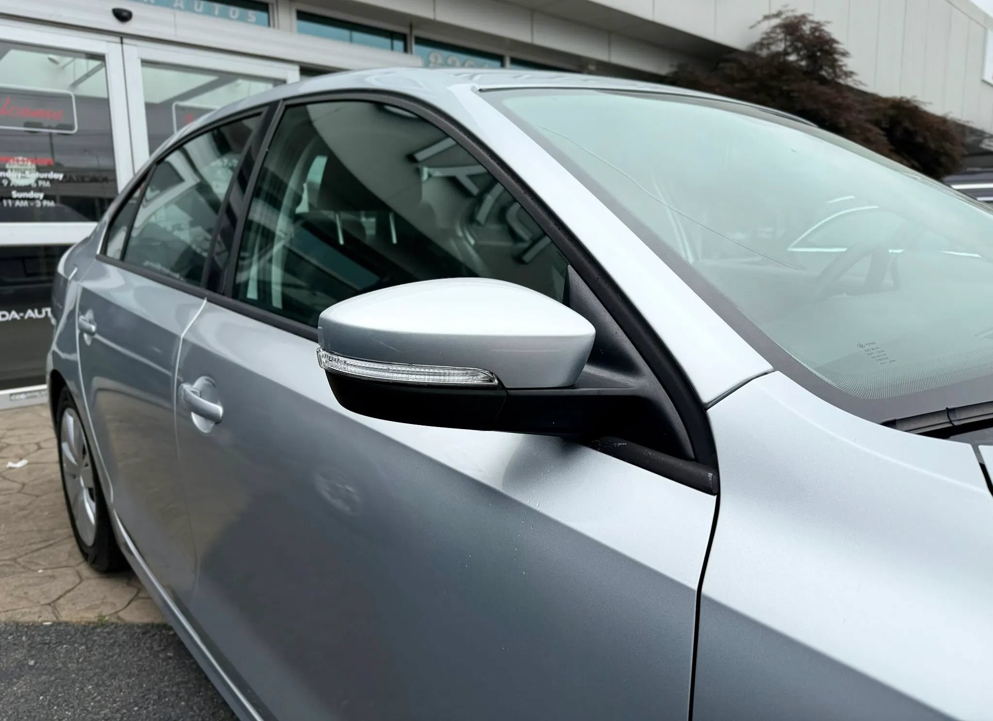 Used 2014 Volkswagen Jetta SE FWD image 38