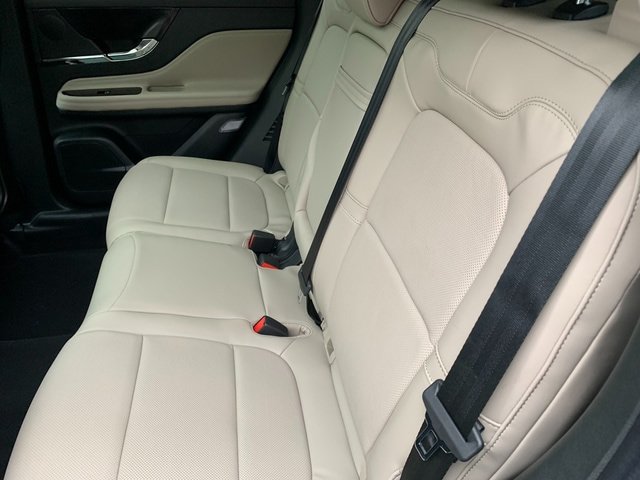 New 2026 Lincoln Corsair Reserve w/ Jet Appearance Package AWD/4WD image 16