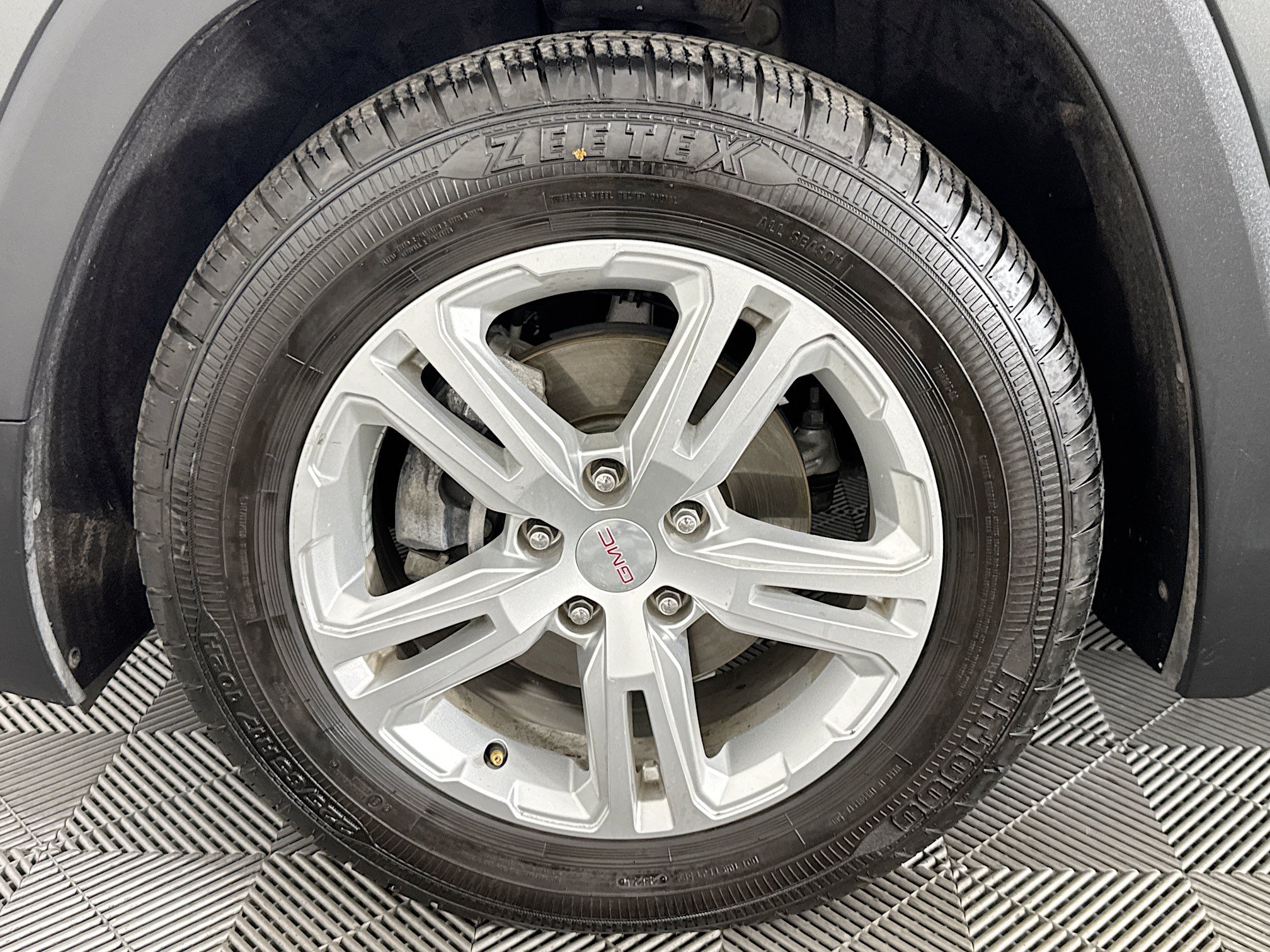 Used 2019 GMC Terrain SLE FWD image 64